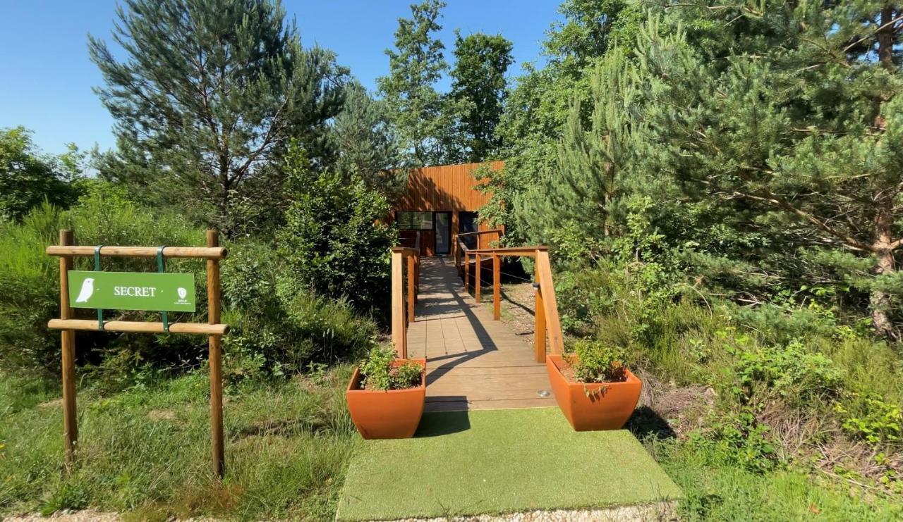 Les Lodges Du Golf De La Marterie Saint-Félix-de-Reillac-et-Mortemart エクステリア 写真